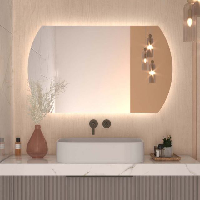 Oglindă atipică cu iluminare LED A4