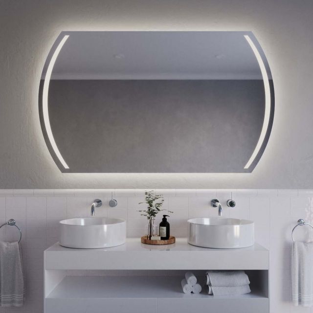 Oglindă atipică cu iluminare LED A5